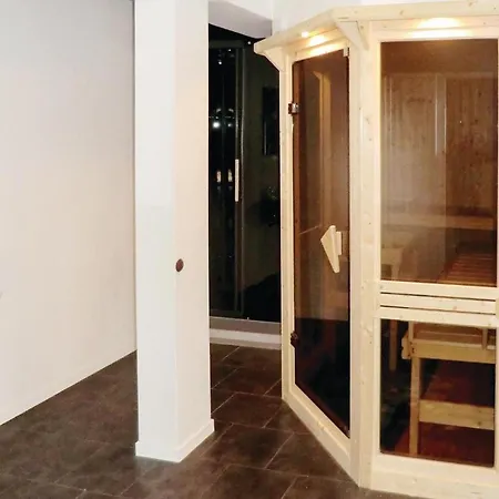 Сasa de vacaciones Lovely In With Sauna